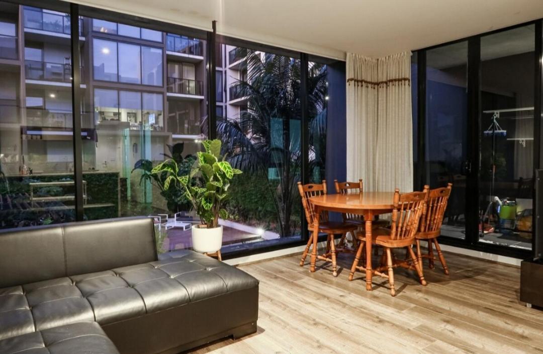Easy Living One Bedder Gem Apartment เมลเบิร์น ภายนอก รูปภาพ